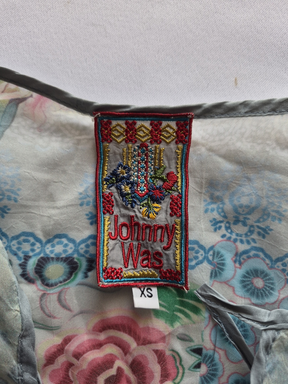 Johnny Was Boho Floral Multi-Color Long Sleeve Tunic Top Size XS - Picture 8 of 11